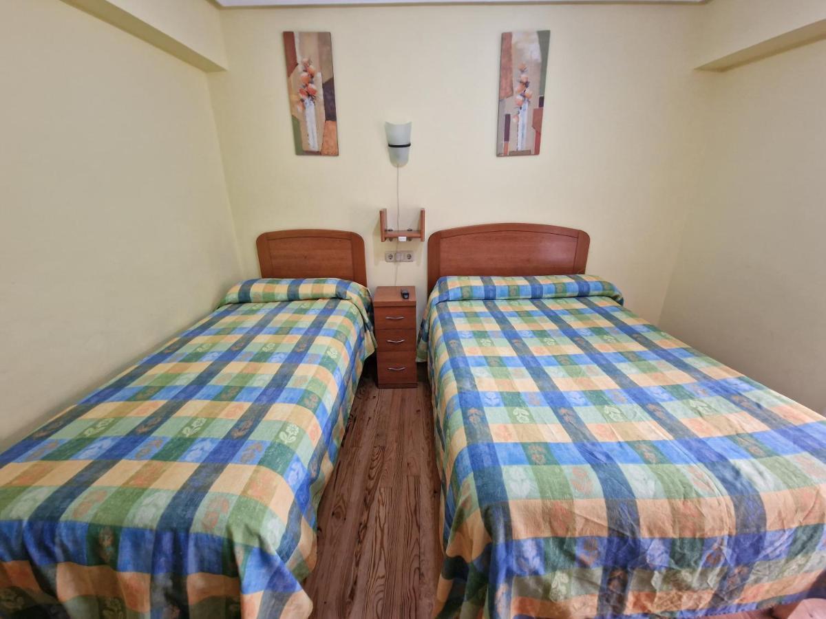 Pension Tximistarri San Sebastián Exteriör bild