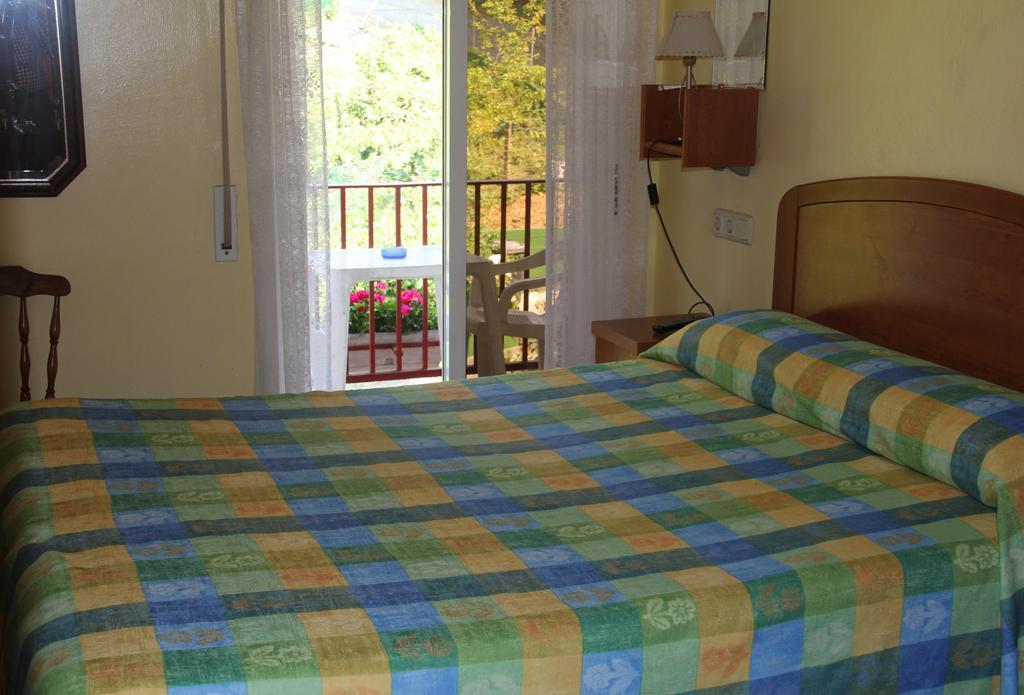 Pension Tximistarri San Sebastián Exteriör bild
